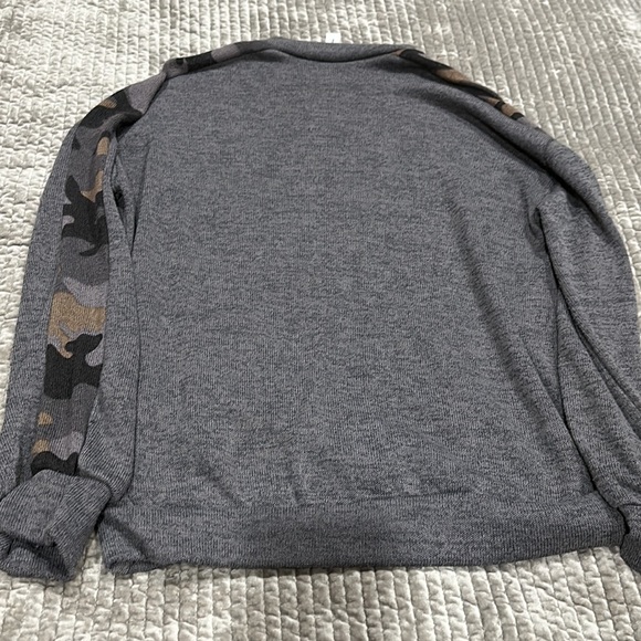 Together Clothing camouflage knit sweater 1130 - Picture 5 of 6